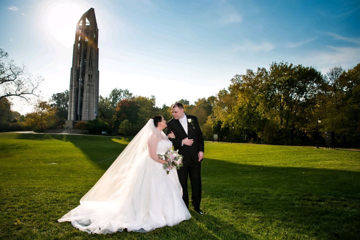Nicole and Daniel&#39;s Sunny Fall Wedding. Desktop Image