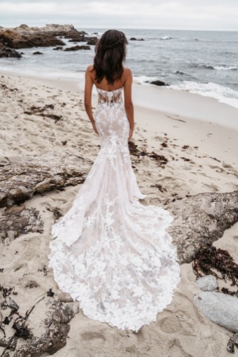 Allure Couture Style #C634 #3 thumbnail