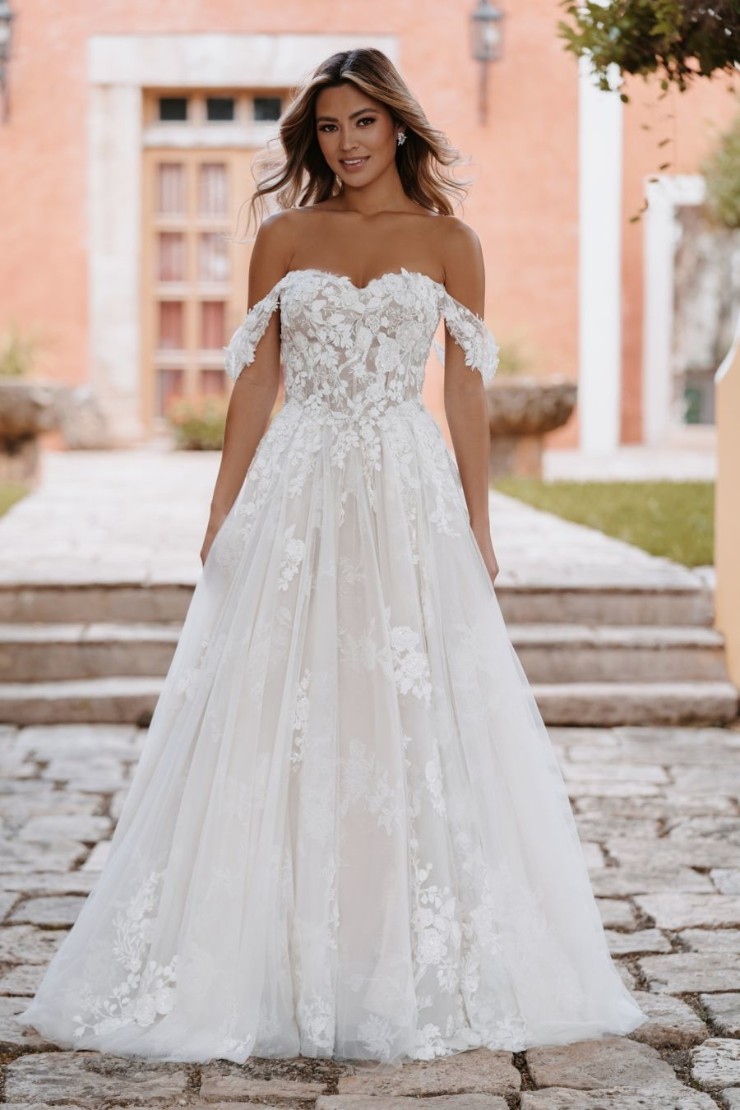 Allure Couture Style #C654 Default Thumbnail Image
