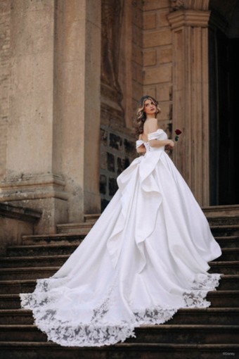 Disney Fairy Tale Weddings Style #D362 #20 thumbnail