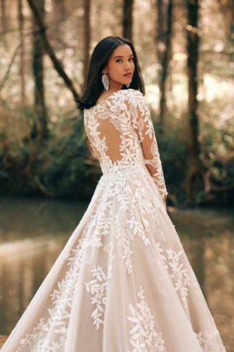 Disney Fairy Tale Weddings Style #DP355 #14 Mocha/Champ/Ivory/Nude thumbnail