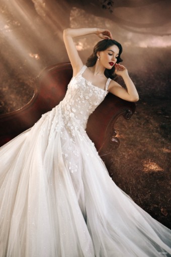 Disney Fairy Tale Weddings Style #D377 #0 default thumbnail