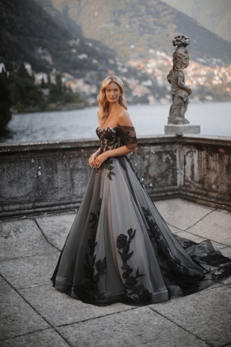 Abella Style #E400 Default Thumbnail Image