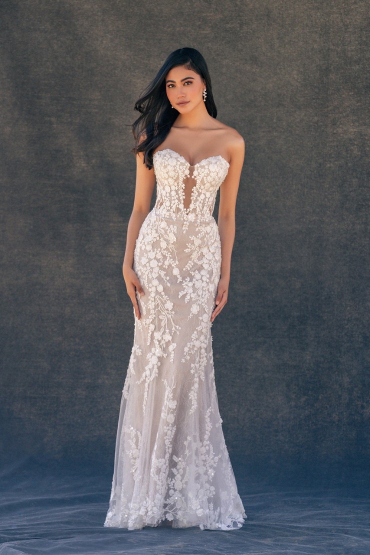 Allure Couture Style #C725 Default Thumbnail Image