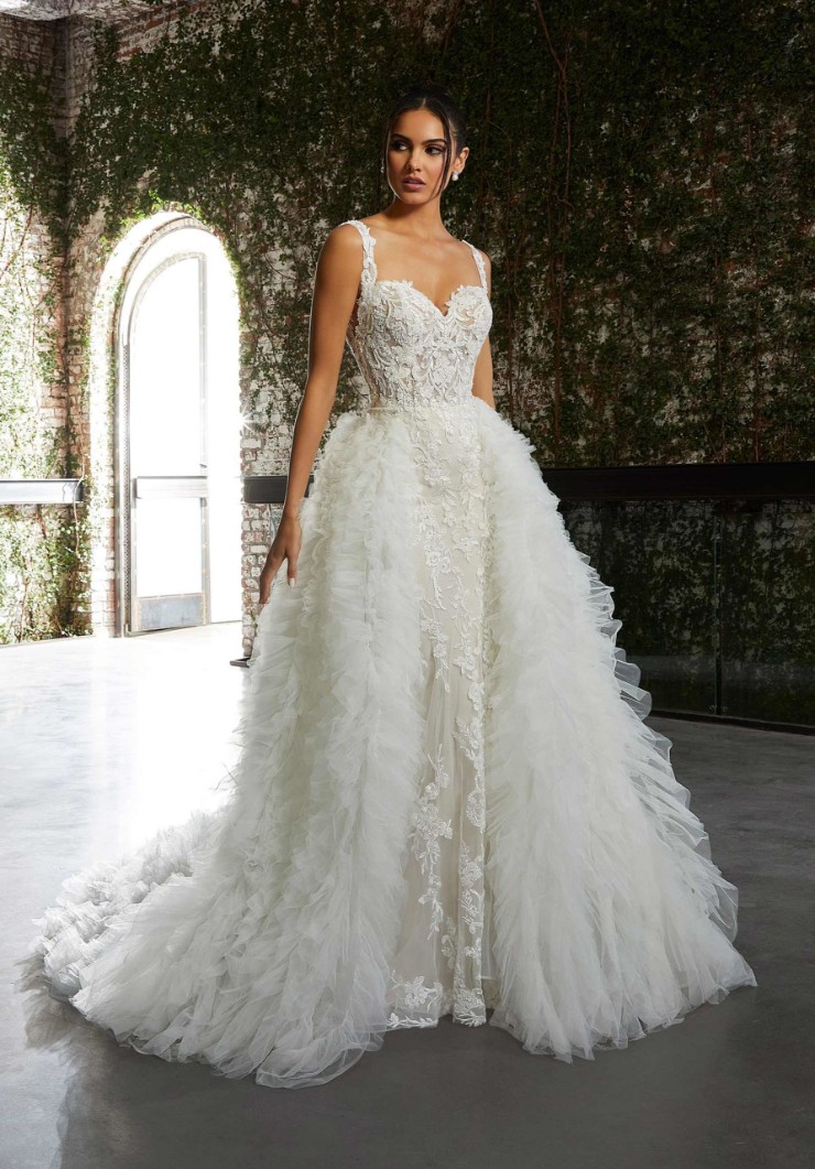 Signature Collection Style #1208 Henrietta Default Thumbnail Image