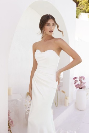 Le Blanc by Casablanca Style #LE138 Artemis #3 White thumbnail