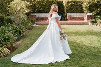 Allure Women Style #W504 #3 Ivory Only thumbnail