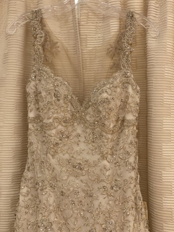 Ysa Makino Style #68980 #1 Off White/Gold thumbnail