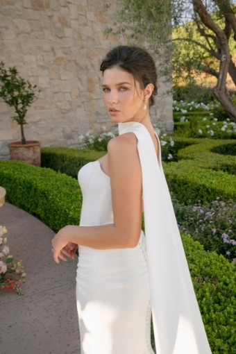 Allure Style #A1414 #10 default All Ivory Only thumbnail