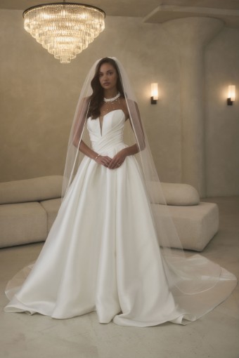 Casablanca Style #2628 Halston #1 Ivory/Nude thumbnail