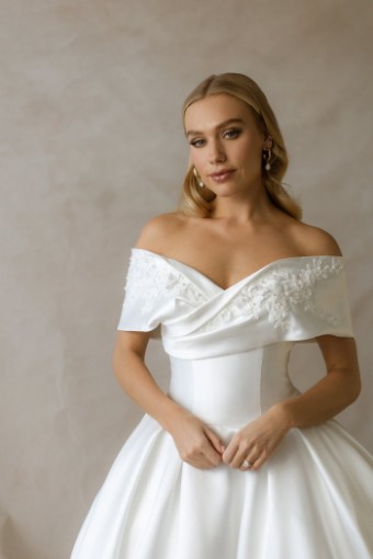 Abella Style #E566 #1 Ivory Only thumbnail