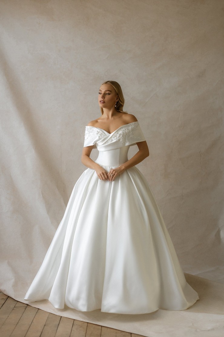 Abella Style #E566 Default Thumbnail Image