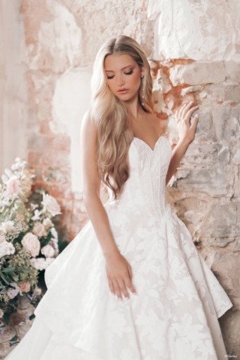 Disney Fairy Tale Weddings Style #D466 #5 Ivory thumbnail